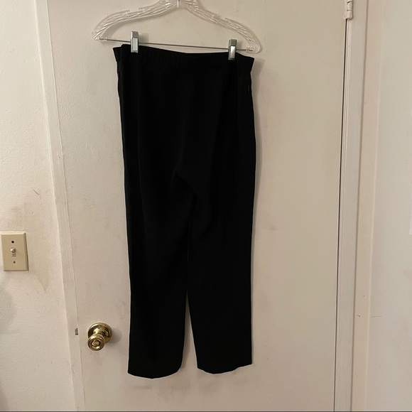 Theory pull on crop pant size 6 - Picture 2 of 10
